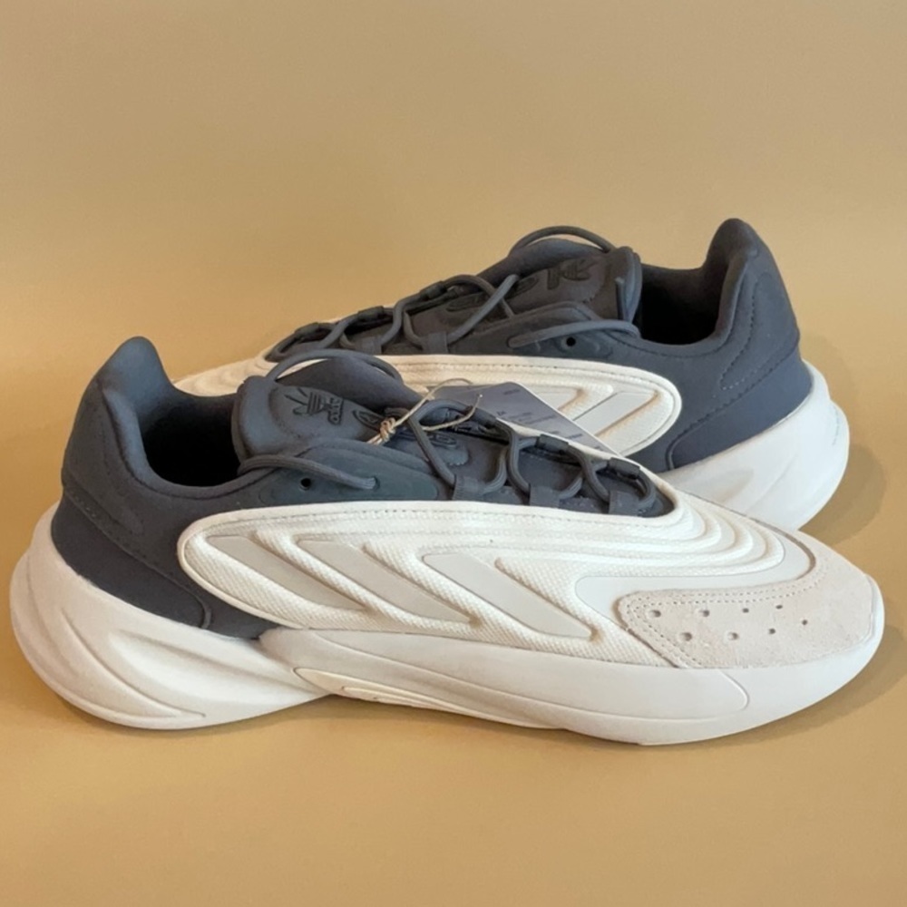 adidas Originals Ozelia Casual Shoes tan/grey - Picture 2 of 8